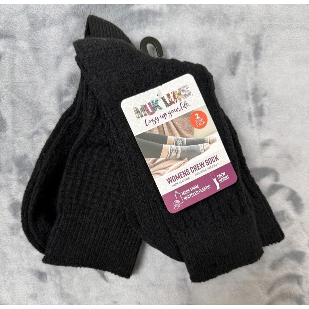 Muk Luk Women’s  2 Pair Pack Crew Height Socks size 6-11 Black